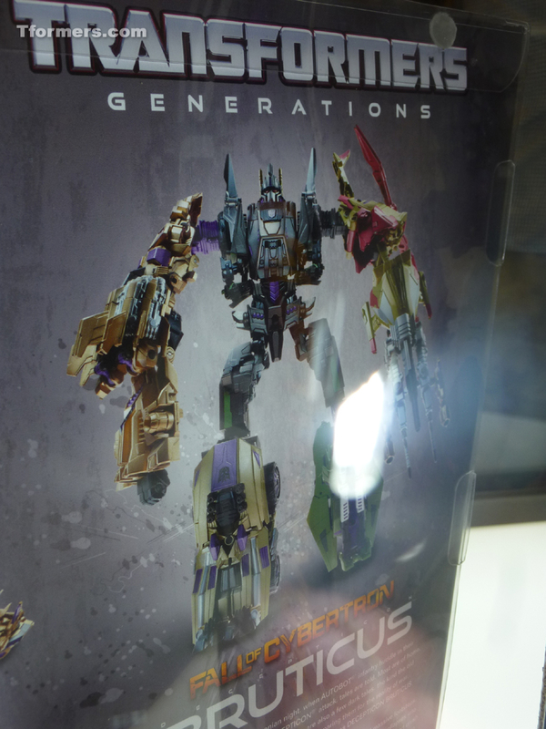 San Diego Comic Con Transformers Generations Bruticus G1 Colors  (56 of 103)